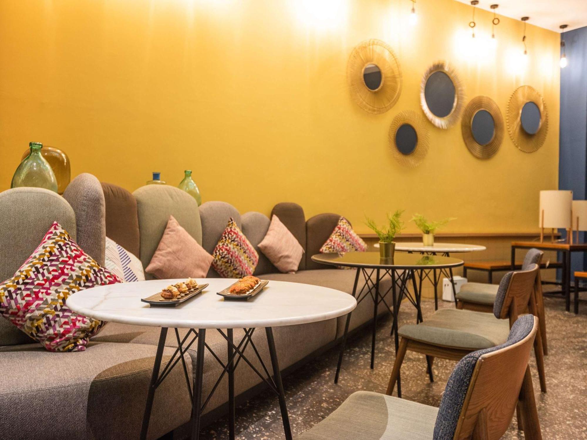 Ibis Abdelmoumen Casa Centre Hotel Казабланка Екстериор снимка